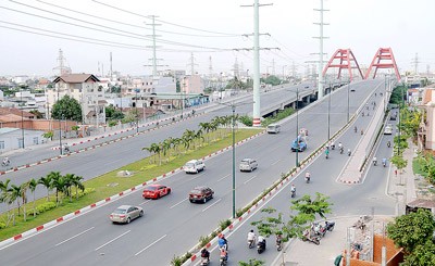 Pham Van Dong Road (Photo: SGGP)